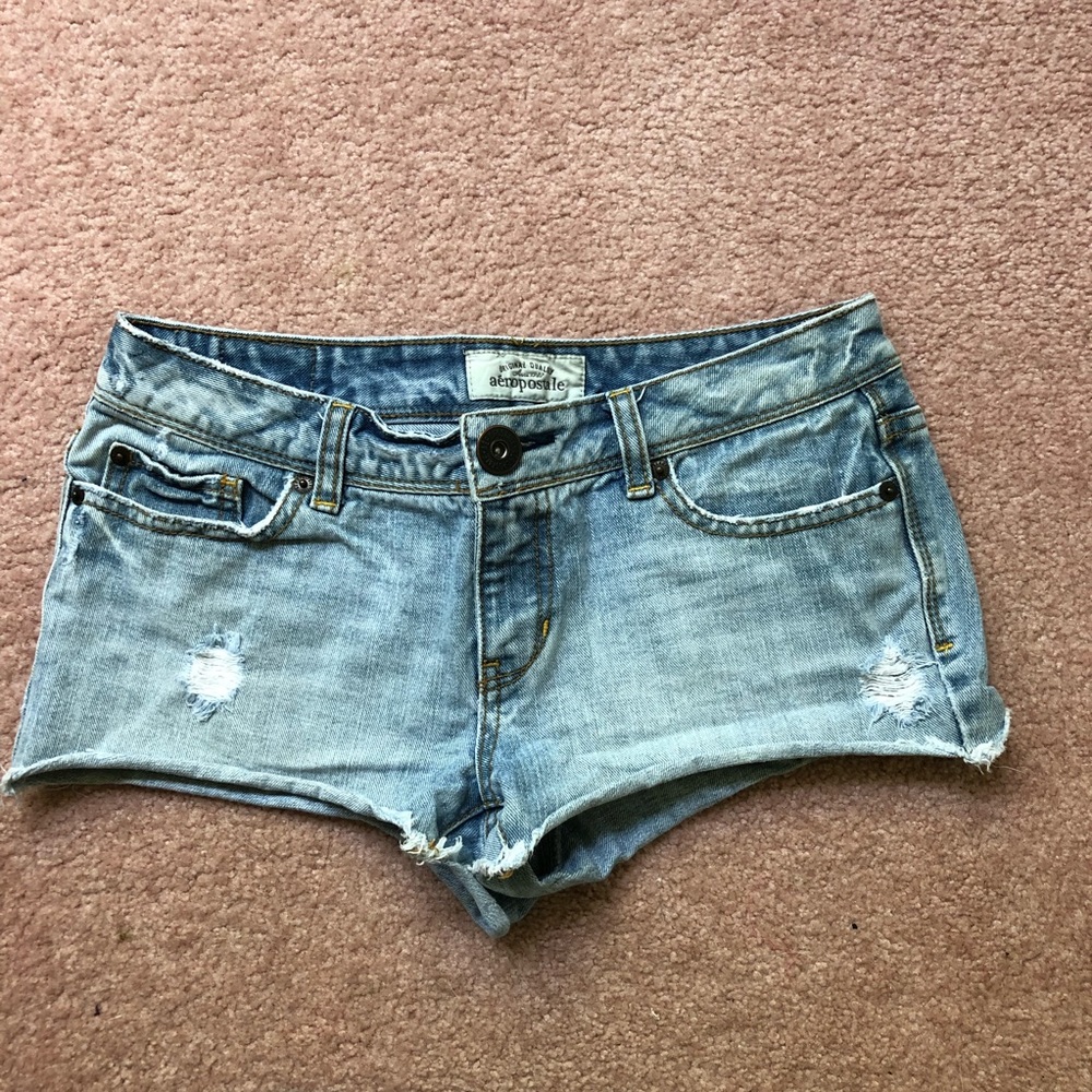 4/20 deal: Jean shorts